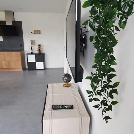 Moselnest -brauneberg - Freistehend - Klimatisiert